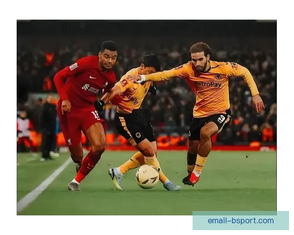 图雷读秒绝杀震撼安联球场 曼城逆袭拜仁迎来历史性胜利